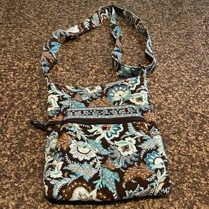 Vera Bradley crossbody bag